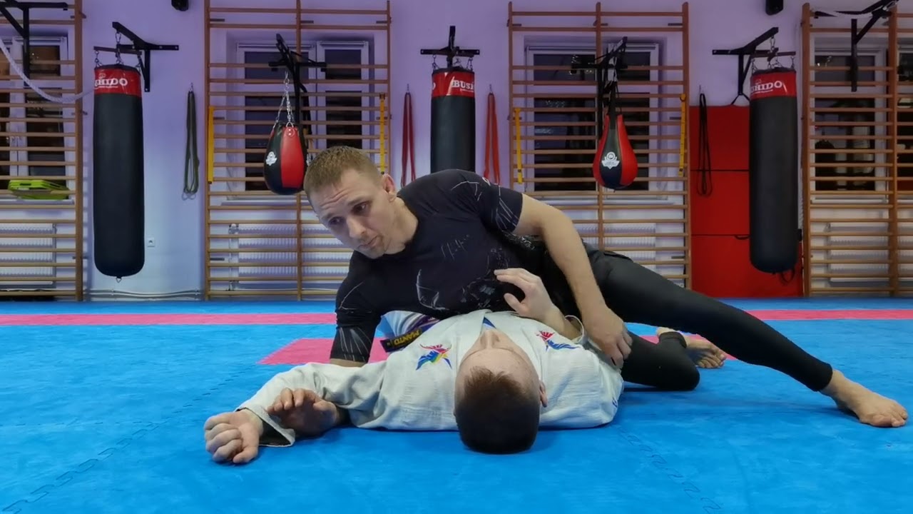 Klucz na rękę z pozycji bocznej - 3 warianty | Technika BJJ