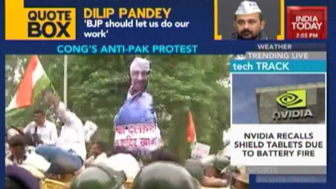 Youth Cong Protest Outside Pakistani Embassy Against Gurdaspur Terror Attack