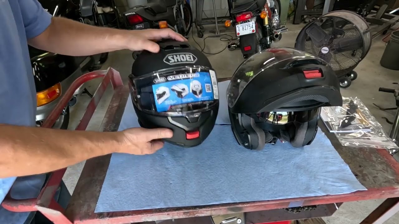 Shoei Neotec 3 Versus Neotec 2