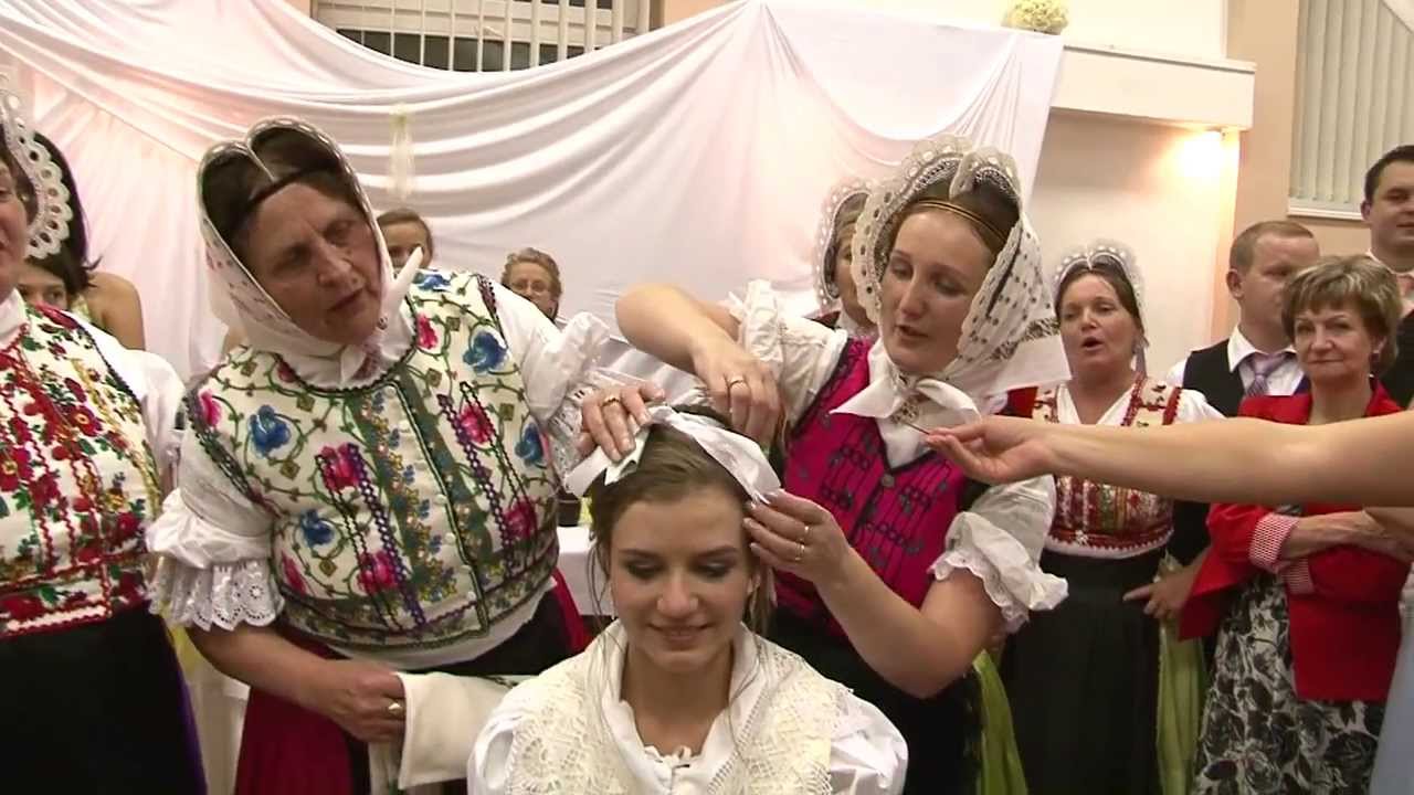 SVADBA - čepčenie nevesty  (Nová Ľubovňa) - kameraman na svadbu Poprad