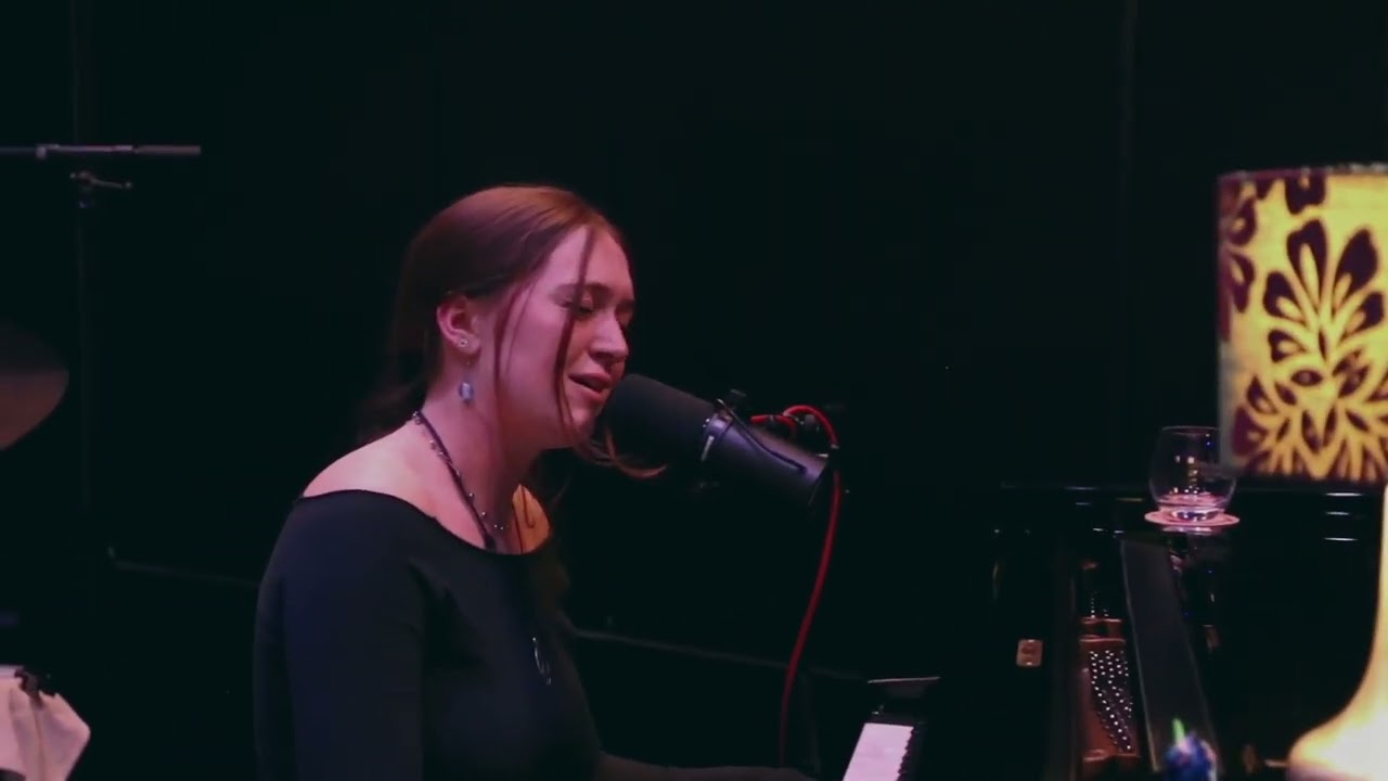 Hetta Falzon - Holey Underwear (Live from Studio 8)
