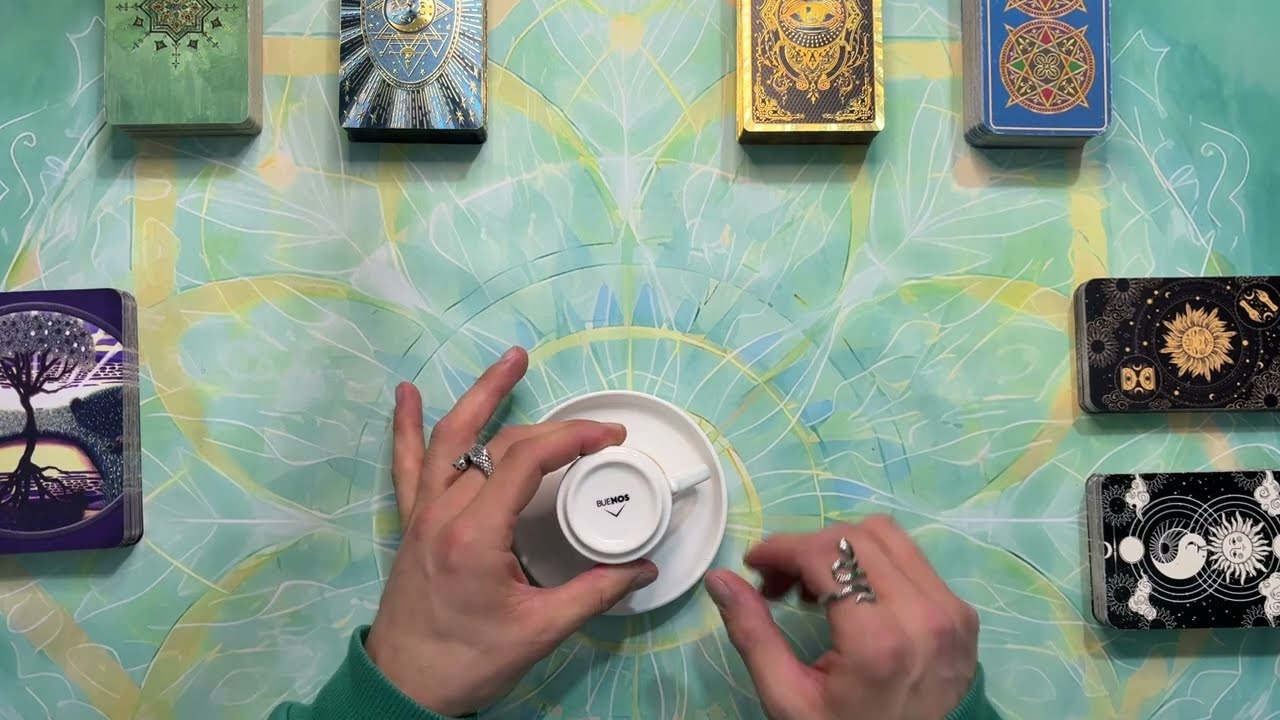 🐏 Koç Burcu 🐏 22–28 Aralık Haftalık Kahve Tarot Falı 🐏 Bu hafta hızlı kararın bir fırsatı doğuruyor!