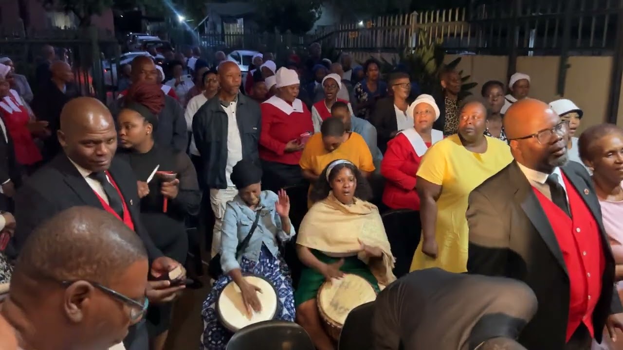 Sicela Amandla, Awakho Nobungcwalisa (HD) | Bro David Thothela waistcoat hoisting service | PCC 1101