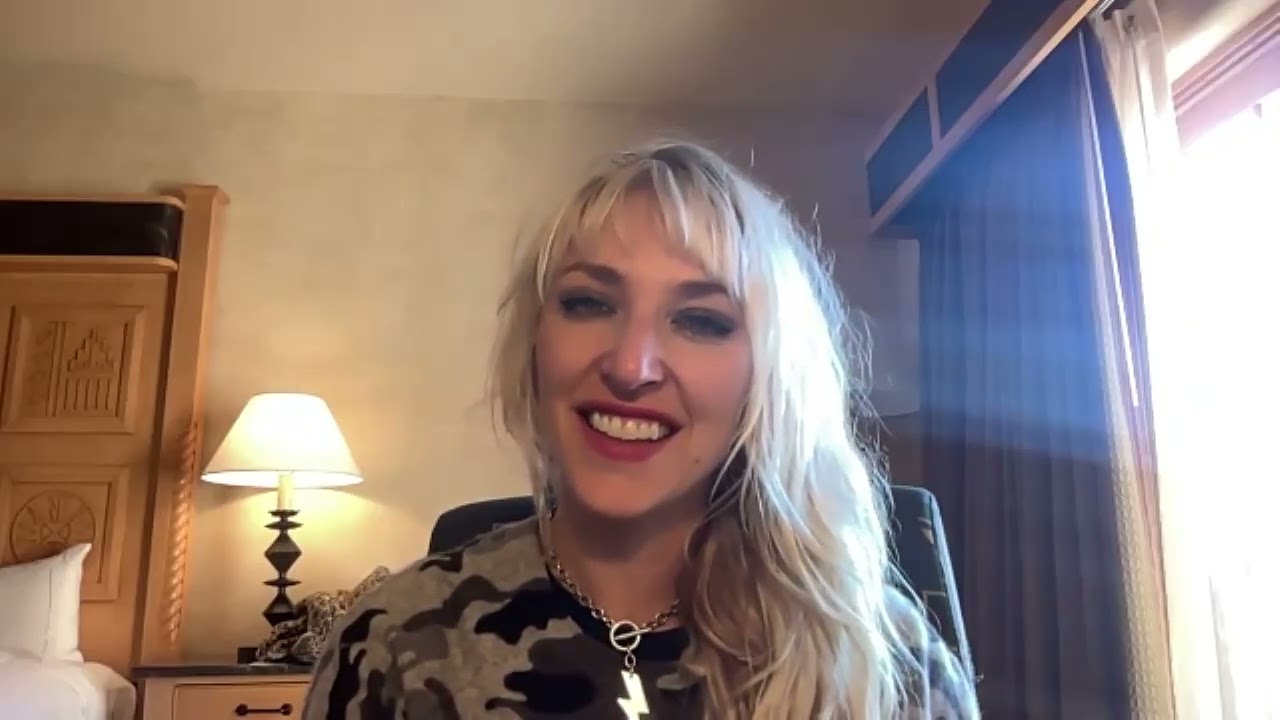 Празднуем 80-е: SUNSET STRIP POISON GnR Britt Lightning VIXEN!