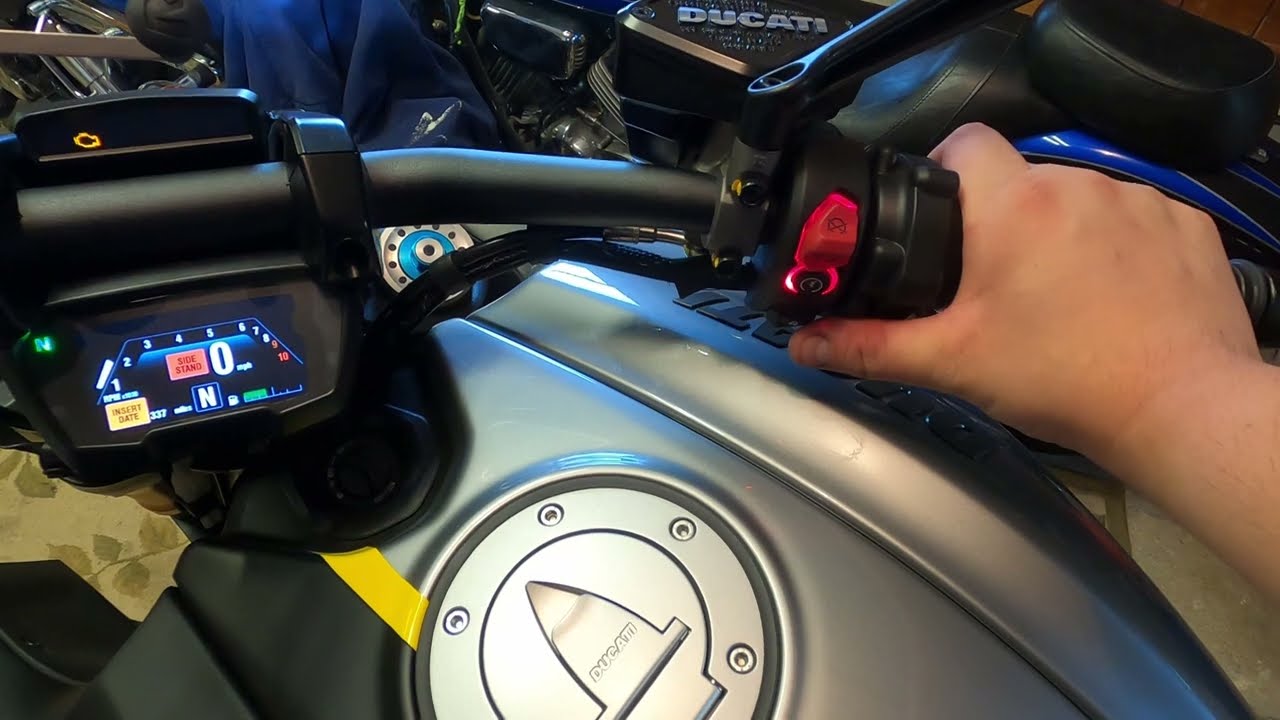 2022 Ducati Diavel 1260 S Battery Location & Swap