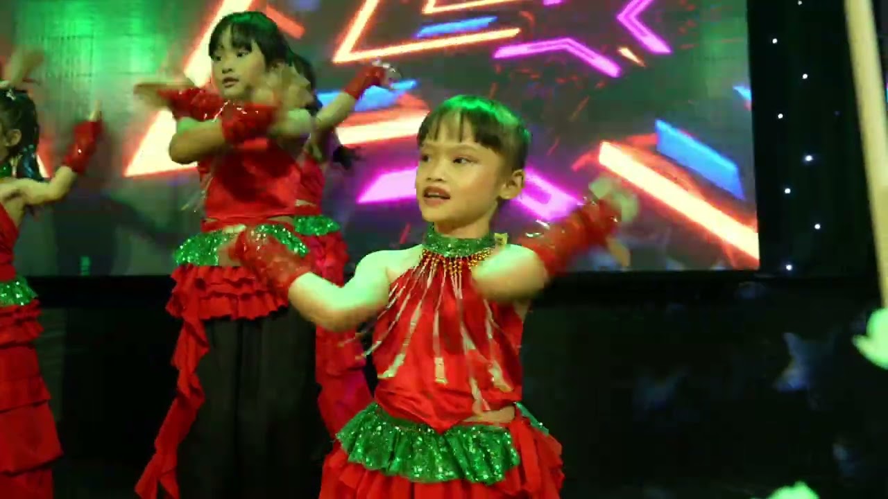 🌸 MINISHOW SẮC XUÂN 2026 🌸💎🔥 Tiết mục nhảy Gieo quẻ– DoMiSol Dance Crew🔥💎