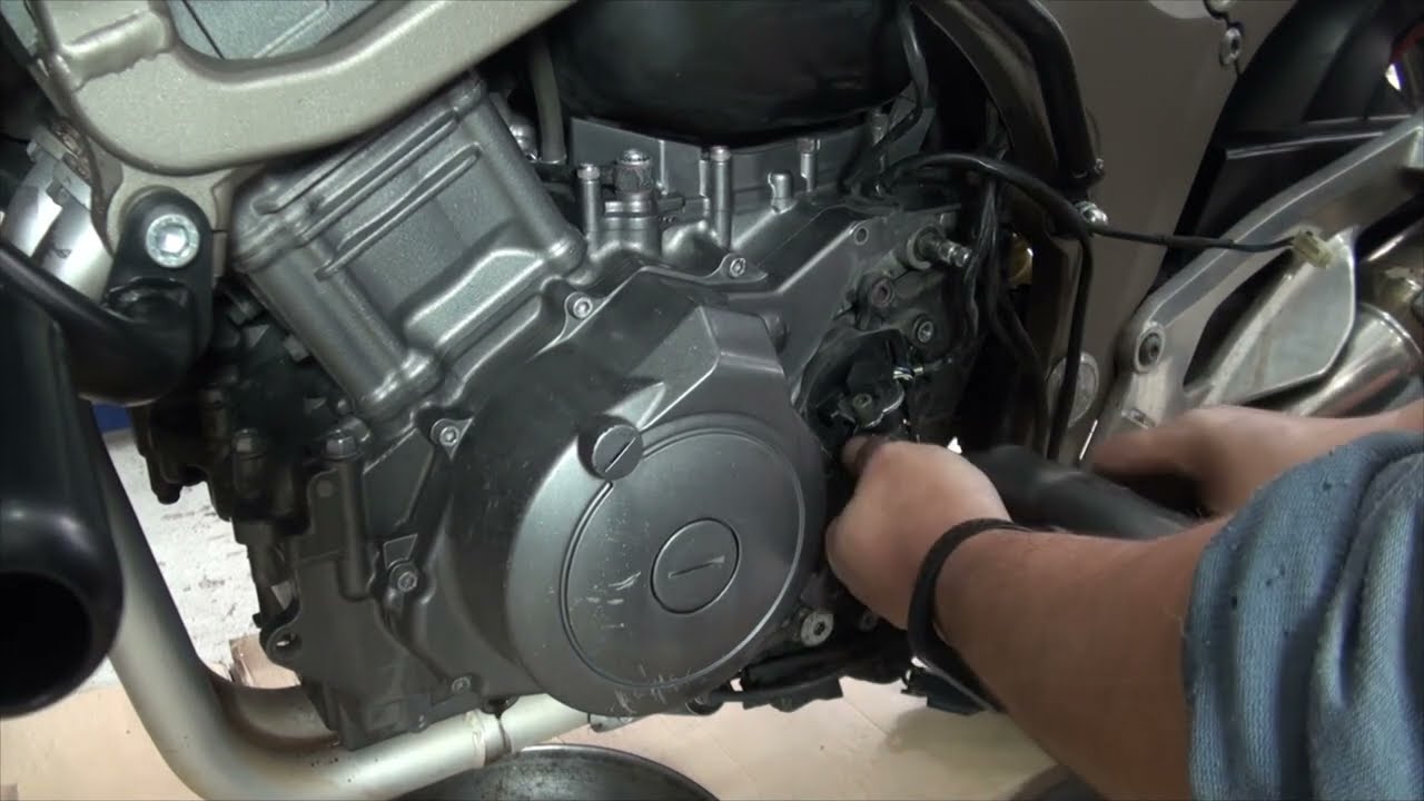 Yamaha TDM900 - demontare stator defect