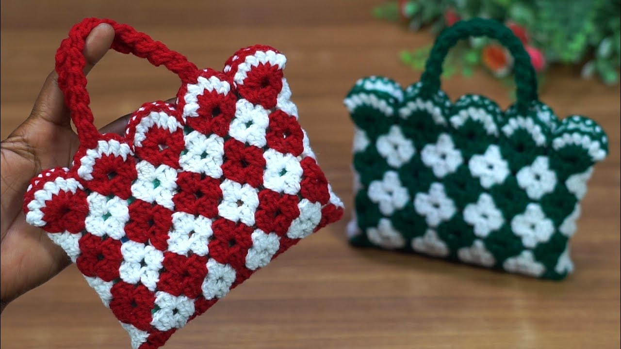 Gorgeous!&deg;💗🌸 Crochet Mini Bag Design | Easy & Simple ✓ #bagcrochet 
