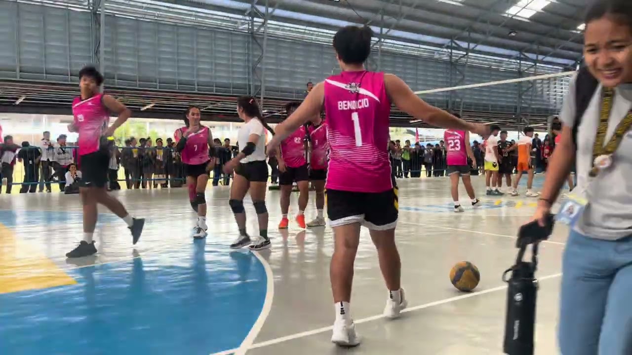 PINK VS ORANGE (FIRST SET)
