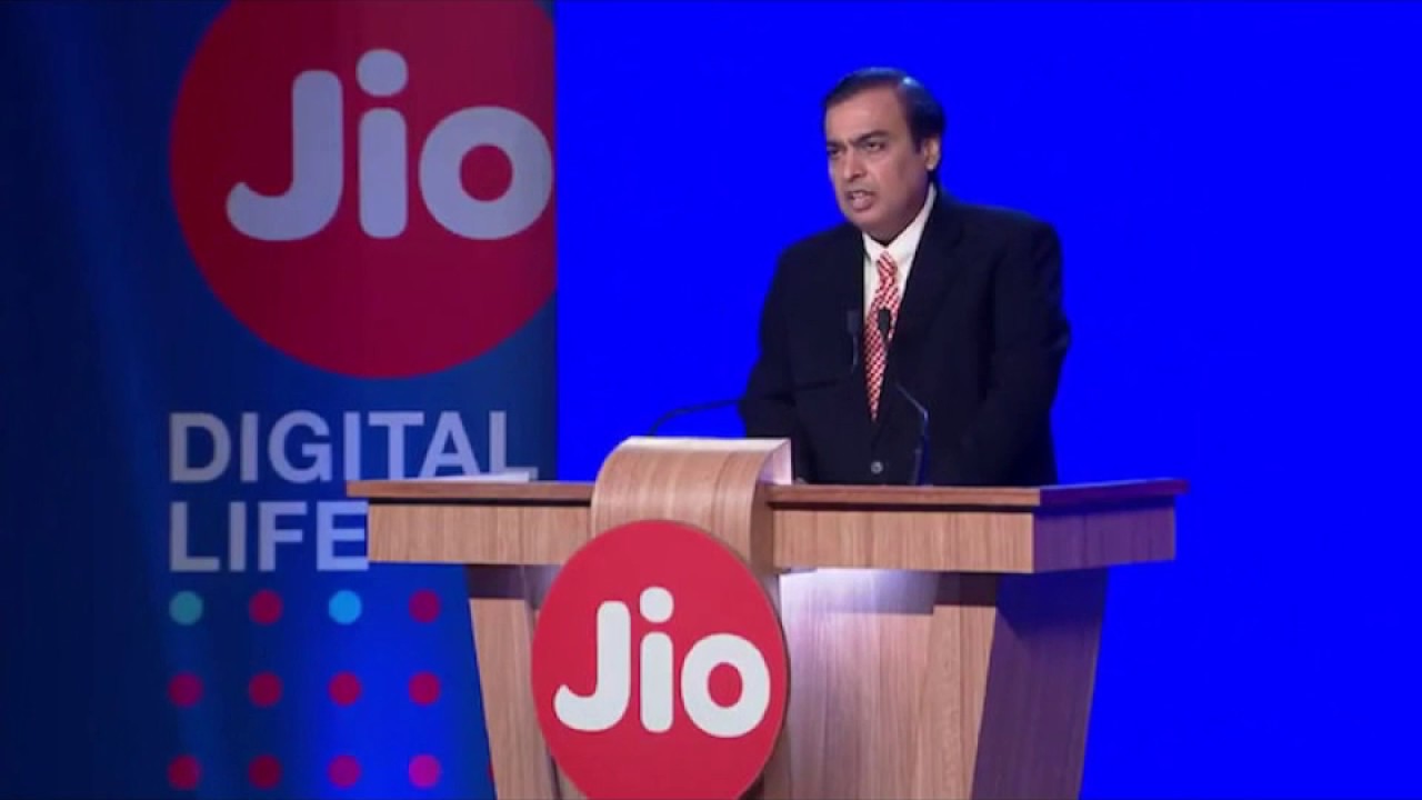 Jio's Rs. 500 4G VoLTE Feature Phone, Moto E4 Plus