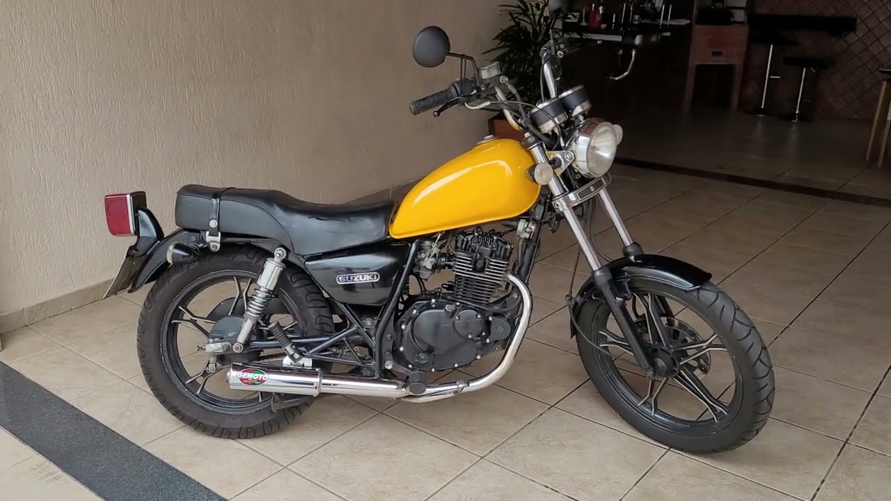 Suzuki Intruder 125 customizada , rebaixada + Escapamento Gemoto