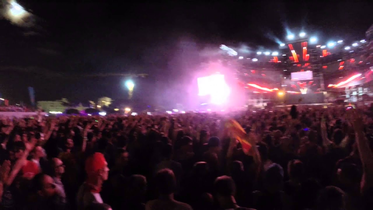 Live Armin Van Buuren à L'EMF 2014
