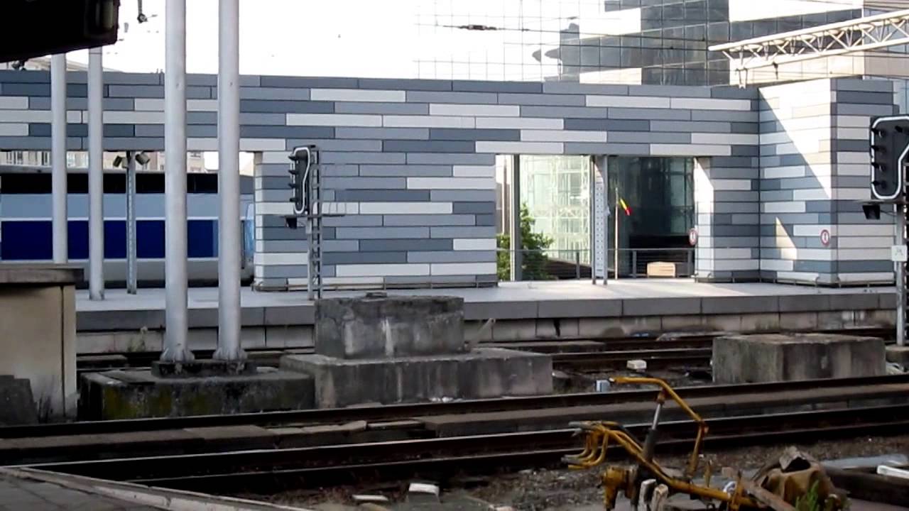 Trains at Brussels Midi/Zuid | July 2014