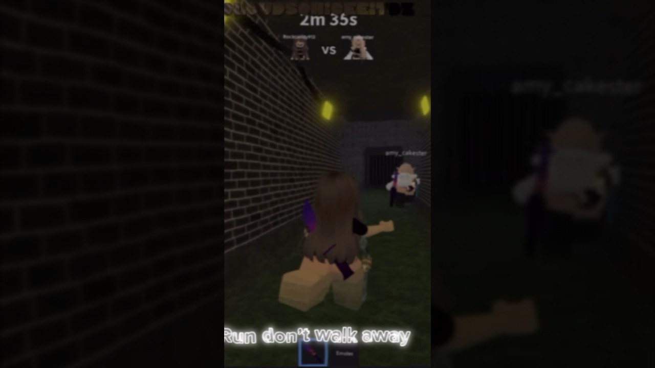 NEW TREND? LOOK AT DES #roblox #robloxcomp #robloxart #mm2 #robloxcharacter #wemademax #brat #cute ￼