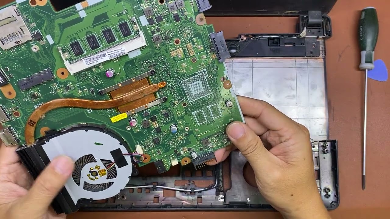 Hướng Dẫn Tháo Laptop Asus X452 Từ A-Z (Từng Chi Tiết)