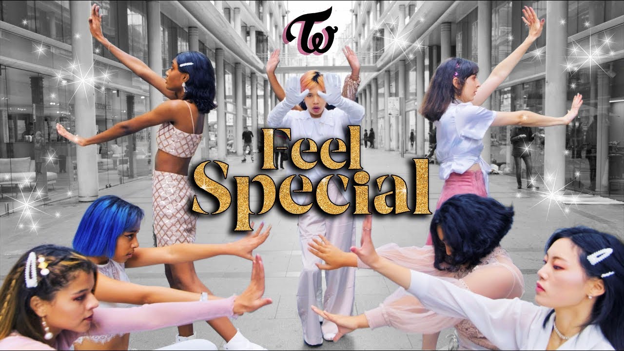 TWICE 