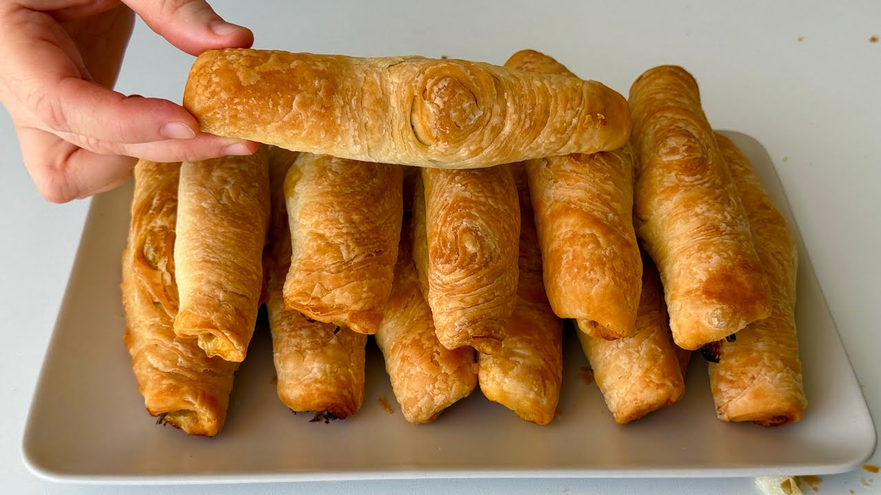 ONLY FLOUR, WATER AND SPINACH – ANYONE CAN MAKE THIS