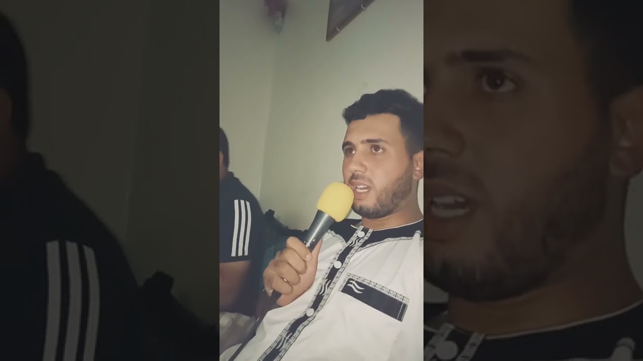 المنشد زكرياء في وصلة إنشادية