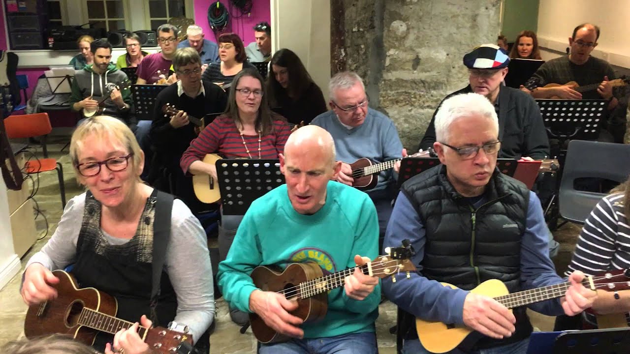 Otley Ukulele Orchestra SURFIN' USA