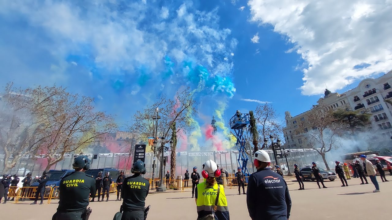 Mascleta Día 9 de Marzo Fallas Valencia 2026 Pza Ayto Pirotecnia Turis Arco Iris