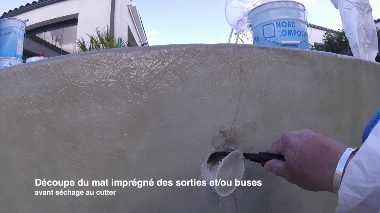 Stratification piscine béton :  ajout d'une couche polyester armée