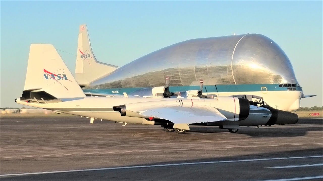 (HD) Ellington Field: NASA Aircraft Variety!