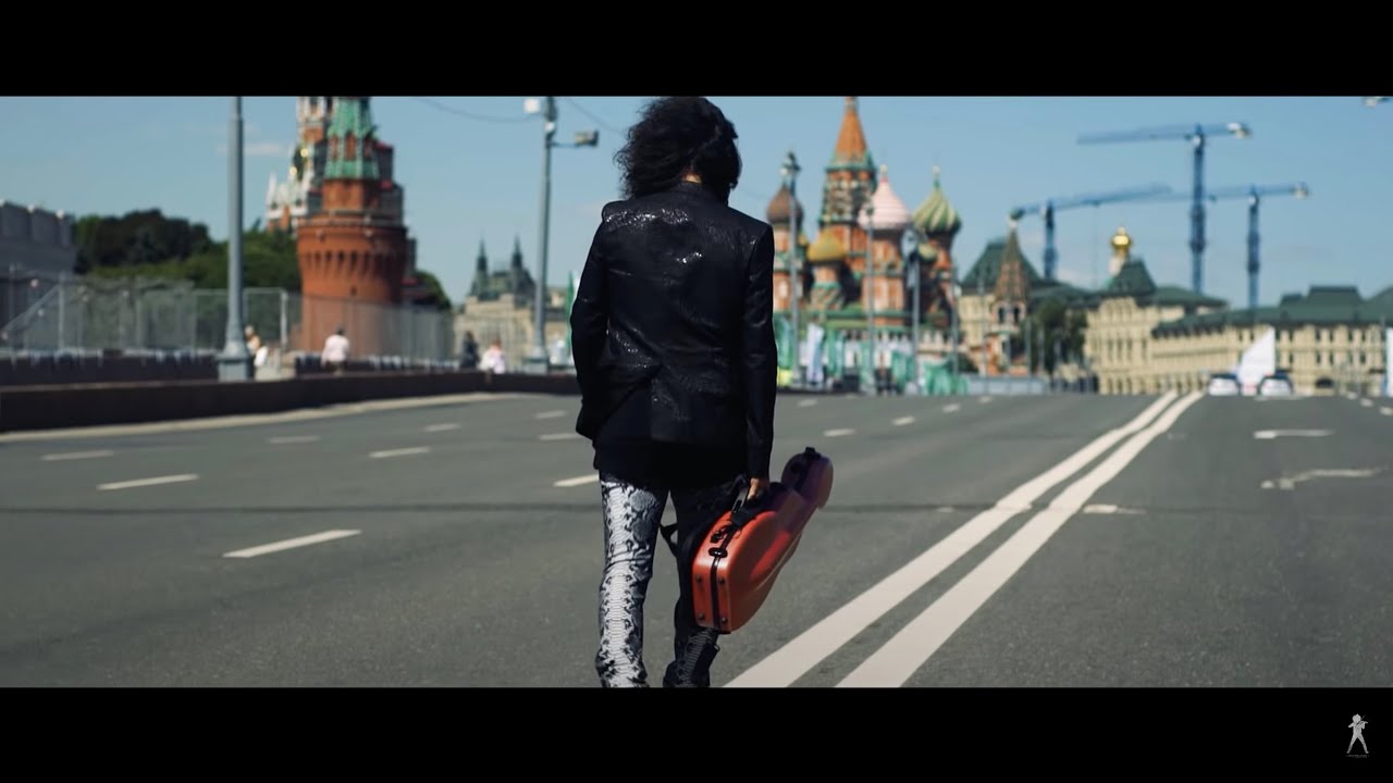 A planet in a violin case. Episode 7: 