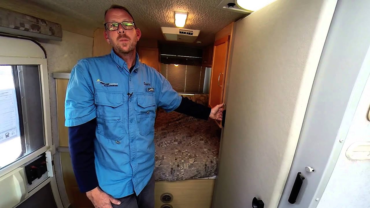 Winnebago Rialta FD Double Interior Floor Plan Tour With Rialta Heaven