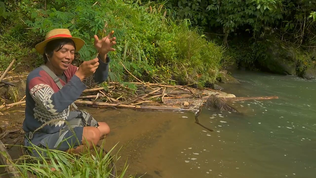 Fishing wader rain' season new year 2026