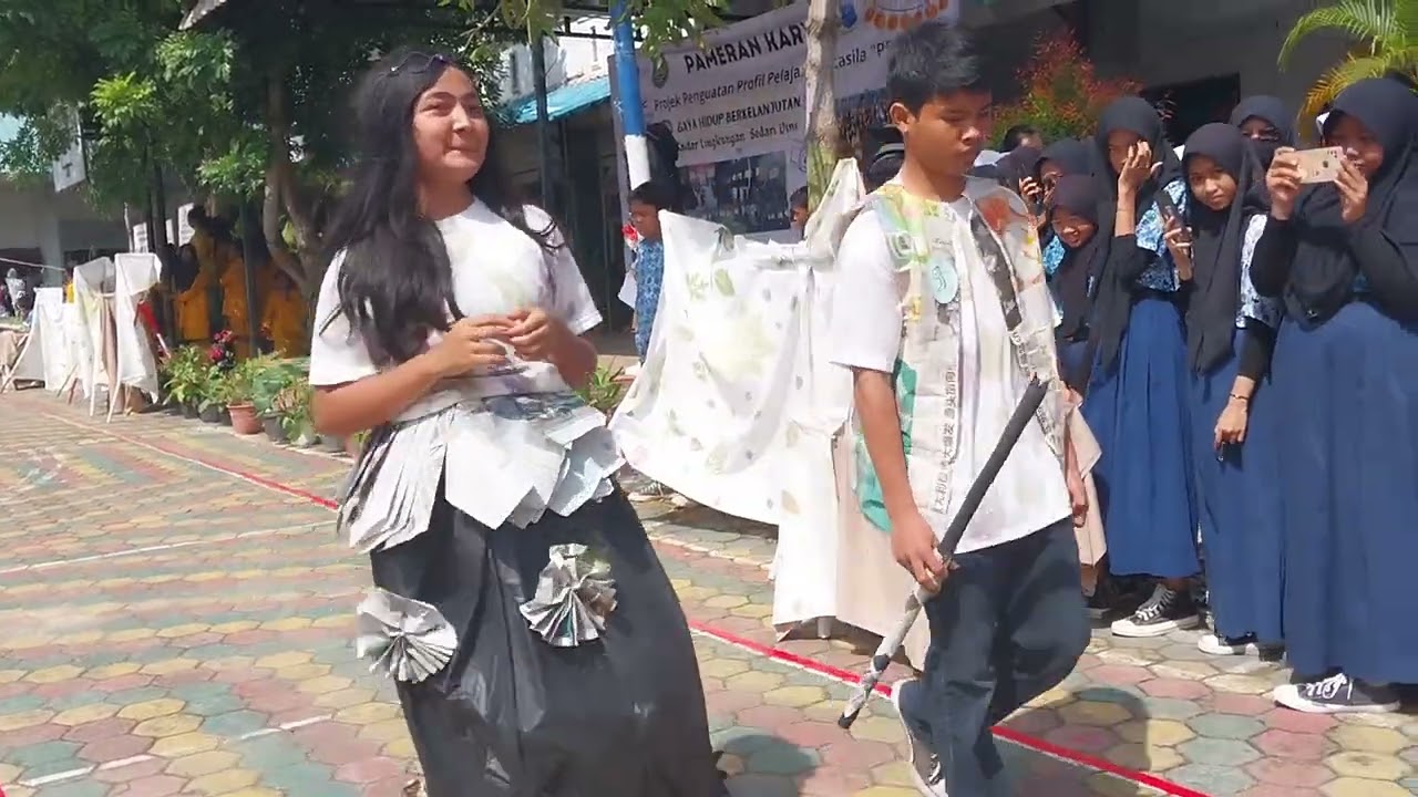 Fashion Show P5 GAYA HIDUP BERKELANJUTAN SMPN 30 batam