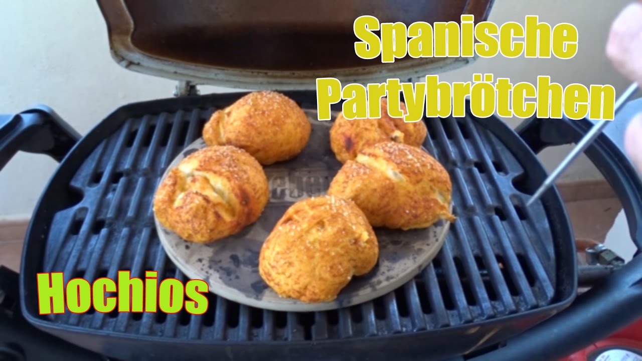 Weber Pizzastein - Partybrötchen aus Spanien (Hochios) auf dem [Weber Q 1200]
