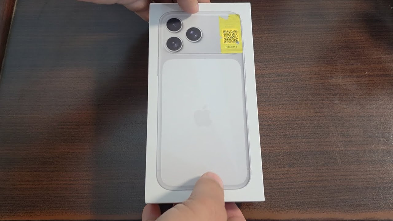 iPhone 17 Pro Max Silver Unboxing 🤍 | Sab Se Premium iPhone Ab Tak!