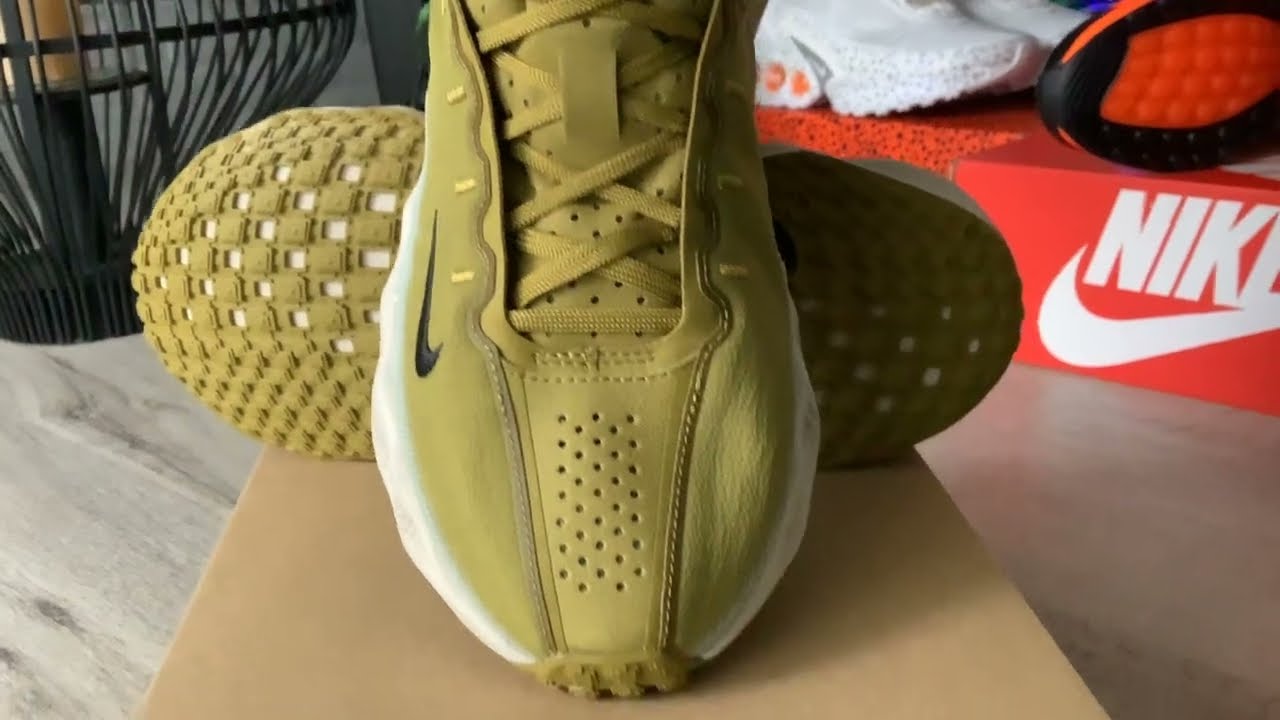 Nike AVA ROVER 