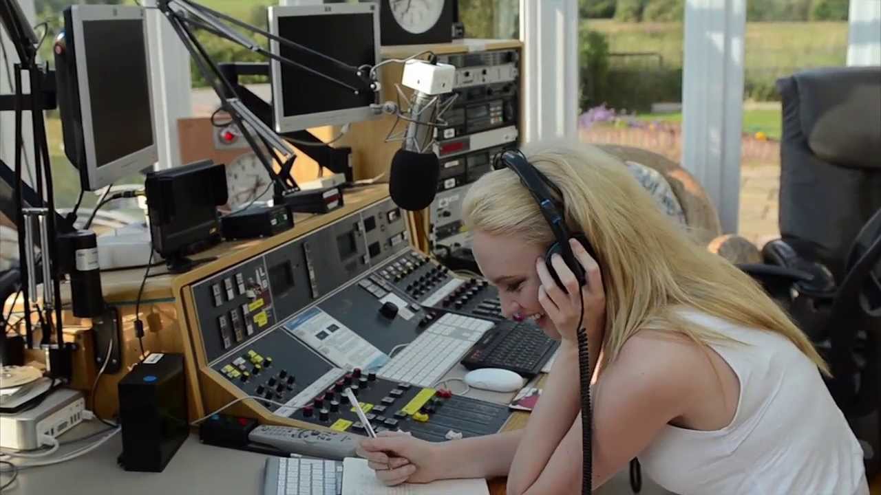 Chains - KITTY brand new original song