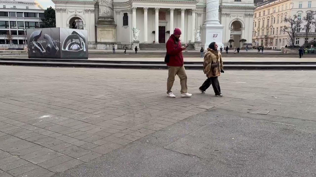 Vienna Evening Walk 🇦🇹 | Karlskirche to Karlsplatz | Trams, Old Buildings & City Sounds
