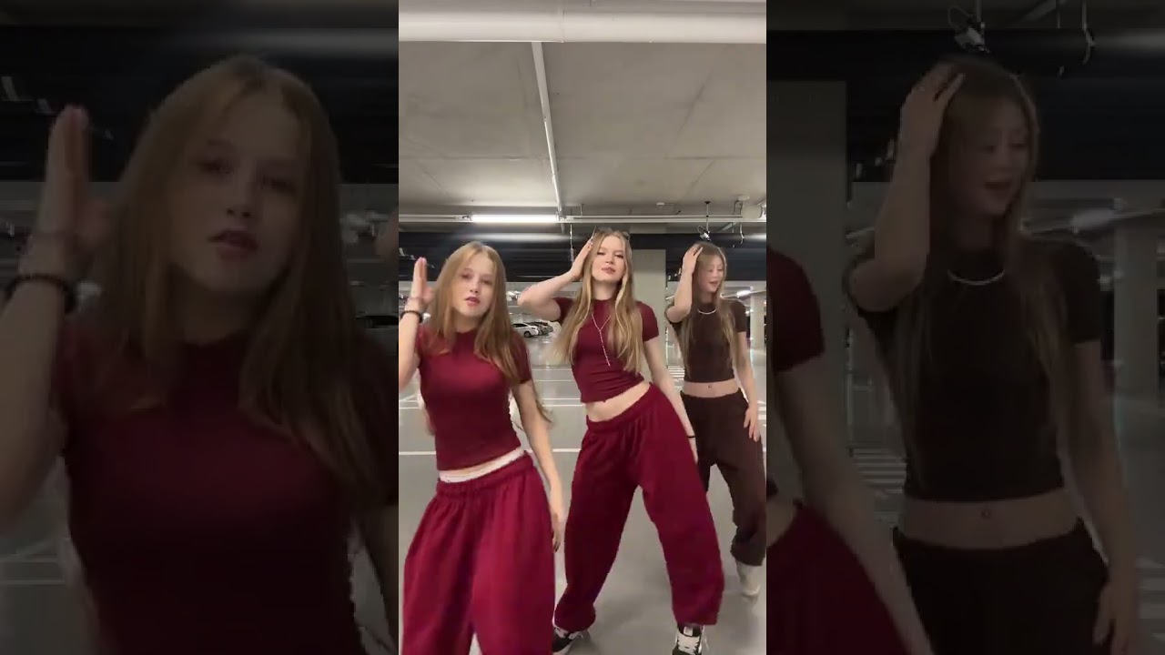 Graceful Chinese dance 🌸✨ #Shorts #ChineseDance #CulturalDance #HanfuDance #YouTubeShorts
