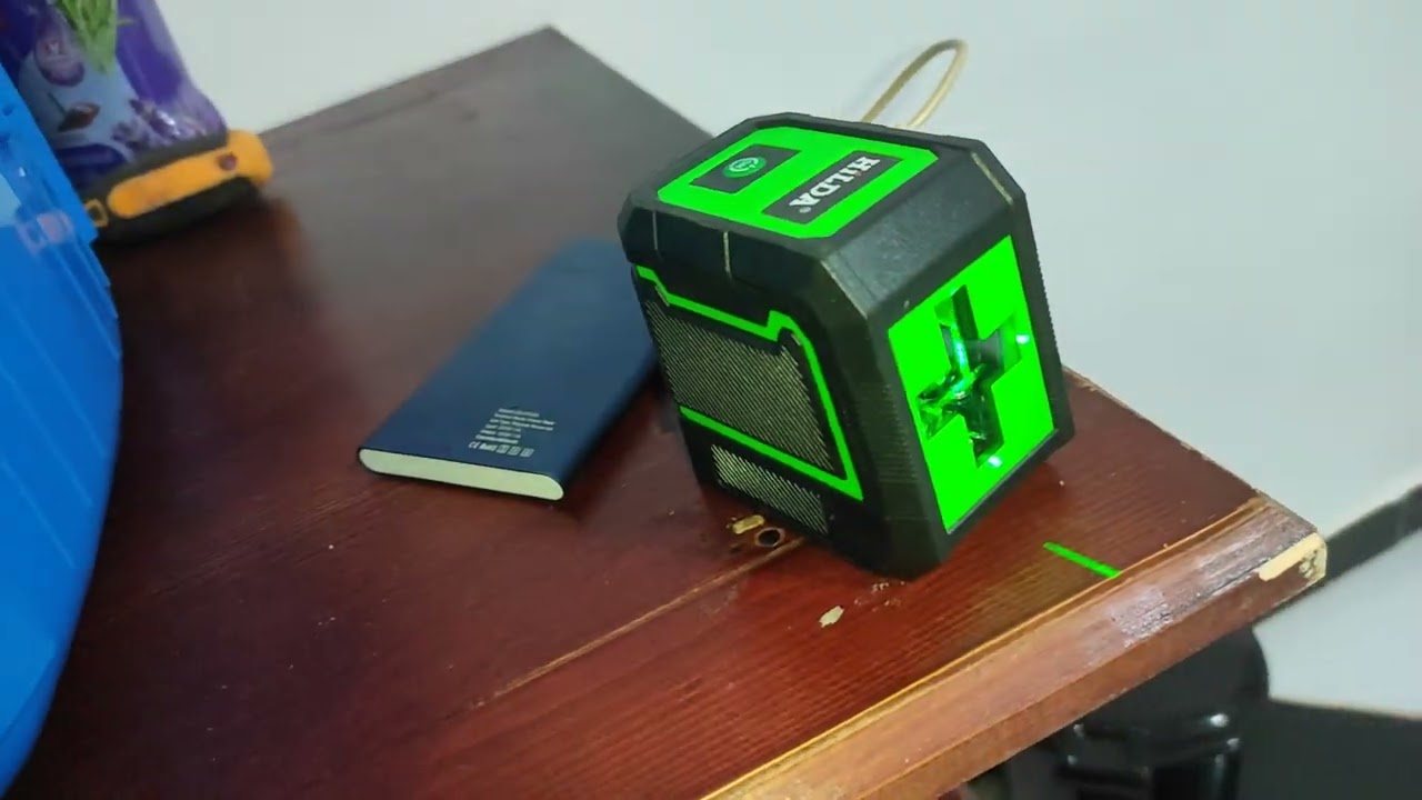 Niveau Laser Hilda 2 Lignes  مراجعة كاملة مستوى ليزر هيلدا ثنائي الخطوط