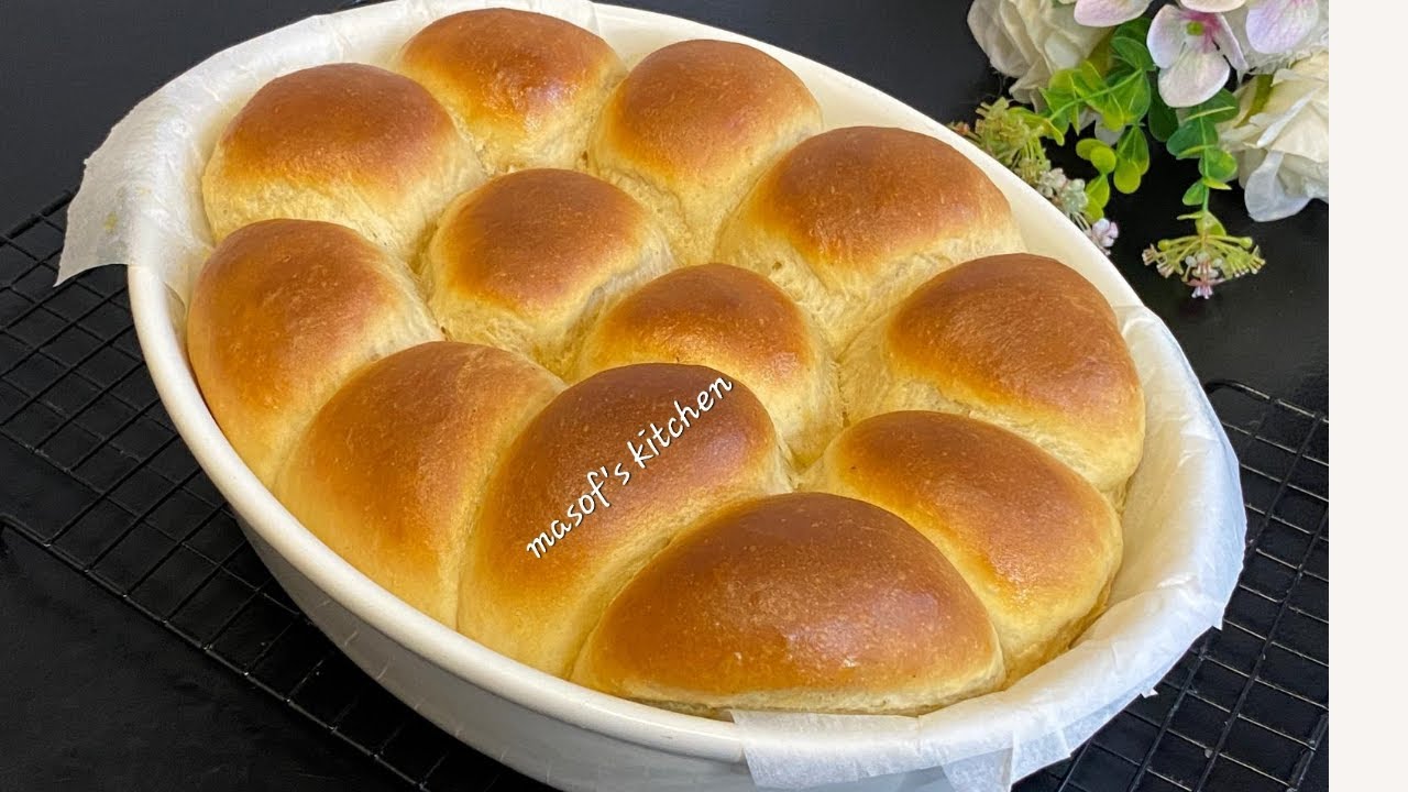 How To Make The Best Homemade Dinner Rolls// Soft And Fluffy Dinner Rolls