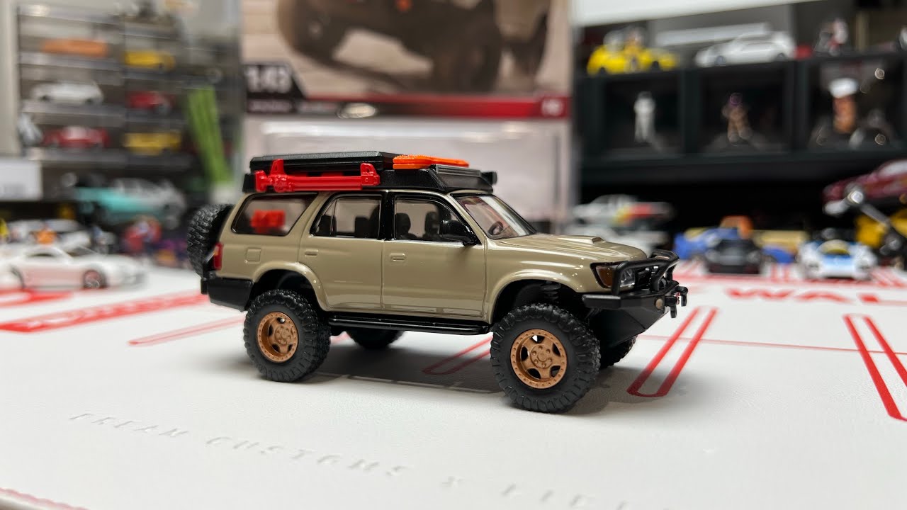 Hotwheels 1/43 Toyota 4runner