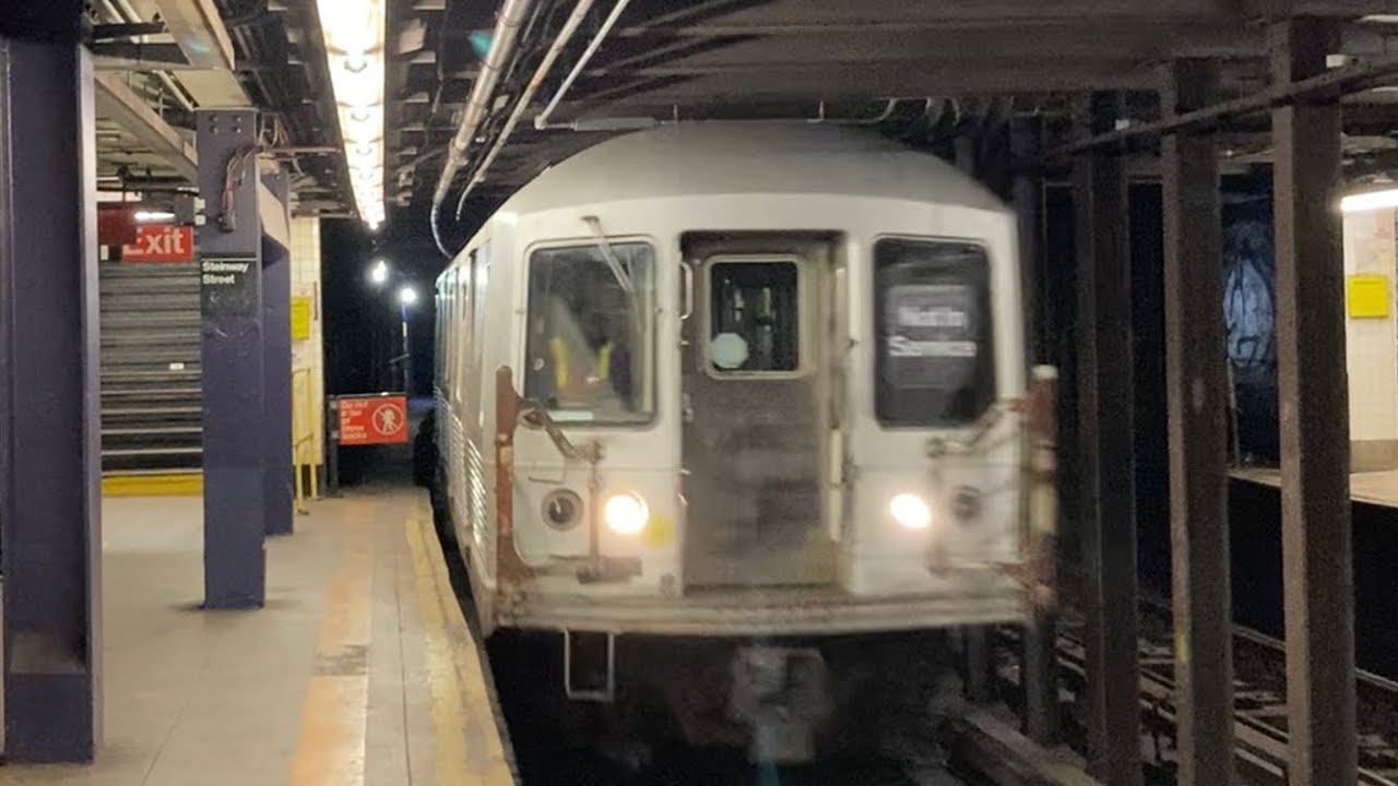 (M) (R) Local Train Action w/ R42 Garbage train at Steinway Street