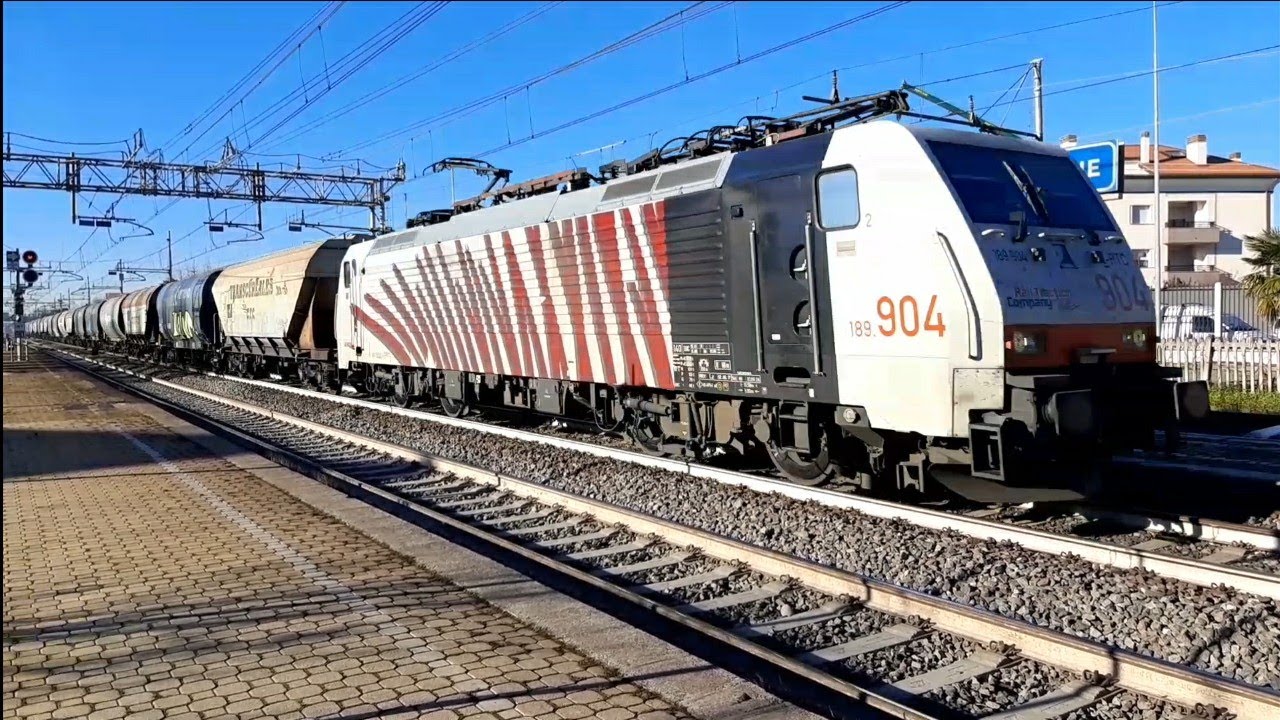 Ultimi Treni dell'anno tra Ordinari e Deviati a Vittuone Arluno