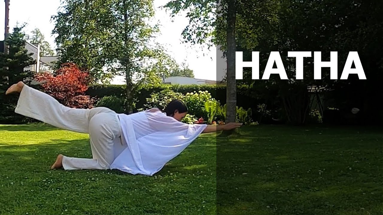 Morning Hatha Yoga | Energizing Flow for Strength & Clarity