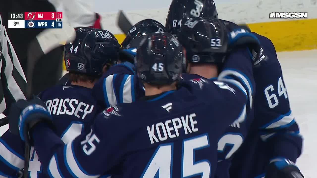 Tanner Pearson scores a goal against the New Jersey Devils