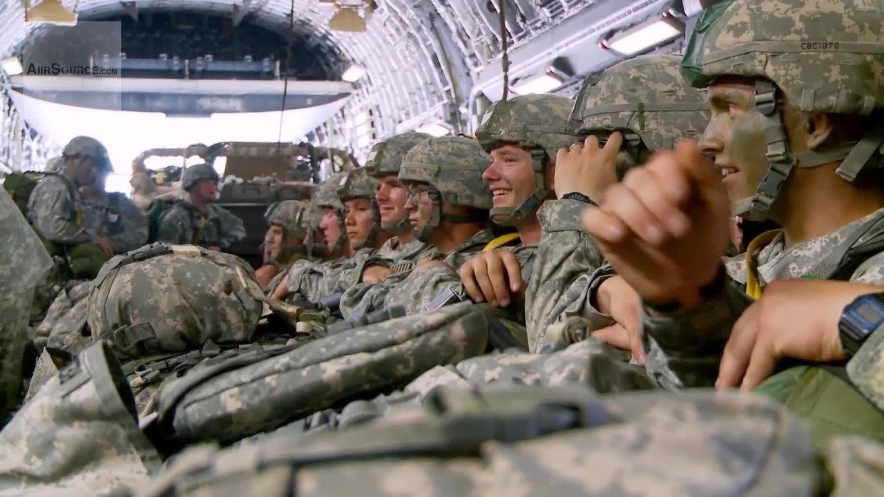 U.S. Paratroopers and Indian Paratroopers Load C-17