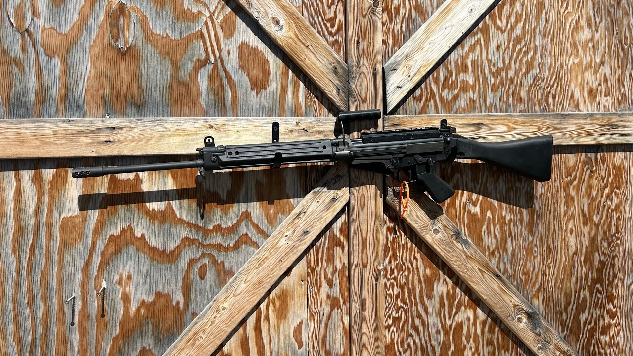 Shooting the FN FAL 308 rifle. What a smooth rifle