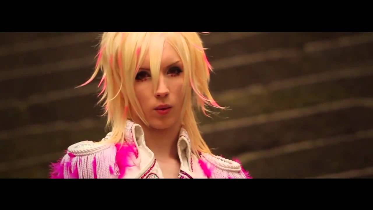 YOHIO - Heartbreak Hotel (music video)