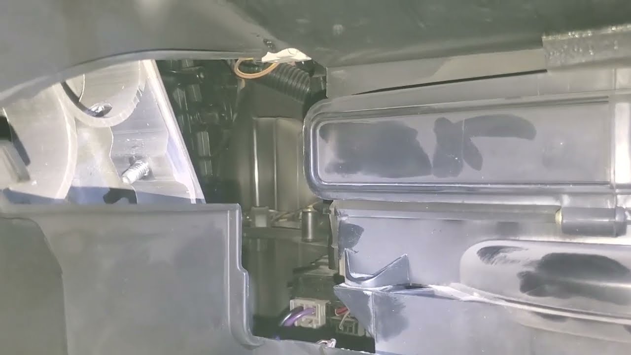 2011 Chevrolet Traverse mode door actuator/motor replacement