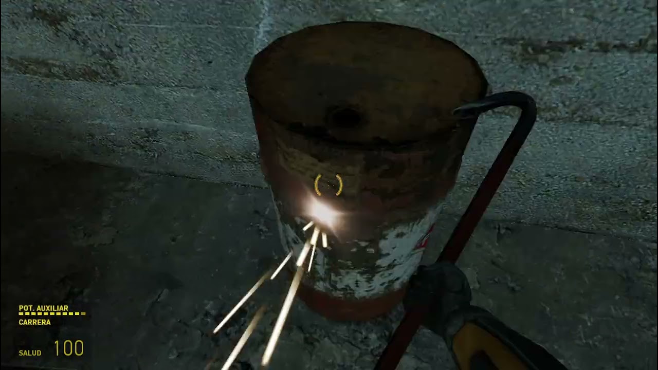 jugando half life 2