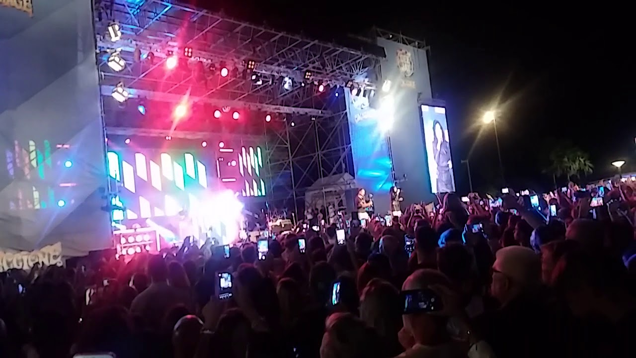 Giusy Ferreri & Takagi e Ketra - Amore e Capoeira - Riccione 16 agosto 2018 - Radio Deejay