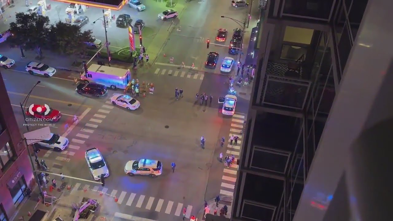 'Absolute chaos': Witnesses describe scene of shooting outside River North nightclub